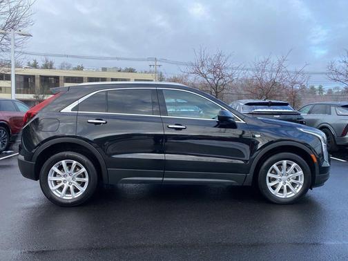 2023 Cadillac XT4 Luxury