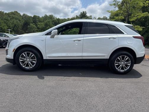 2022 Cadillac XT5 Premium Luxury