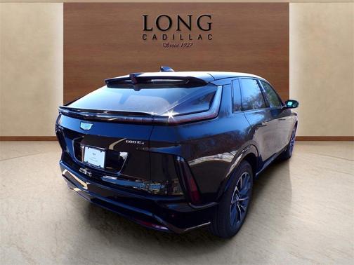 2025 Cadillac LYRIQ Sport