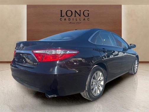 2016 Toyota Camry XLE