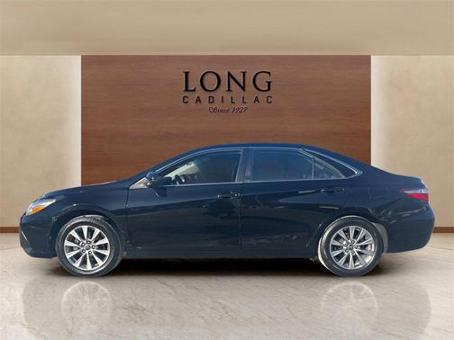 2016 Toyota Camry XLE