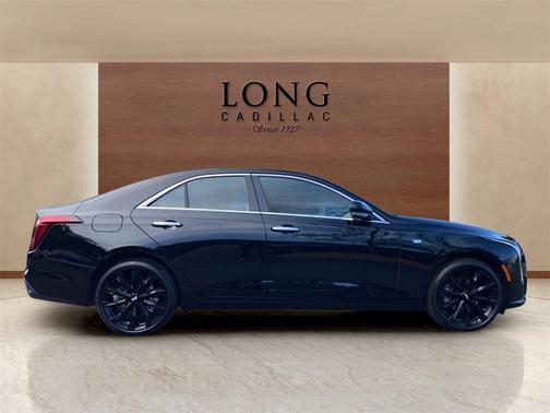 2024 Cadillac CT4 Luxury