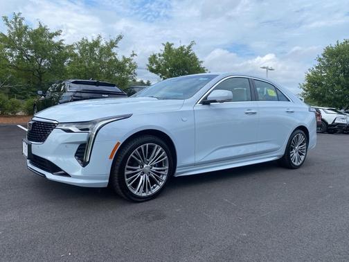 2022 Cadillac CT4 Premium Luxury