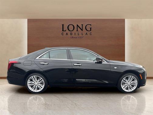 2022 Cadillac CT4 Premium Luxury