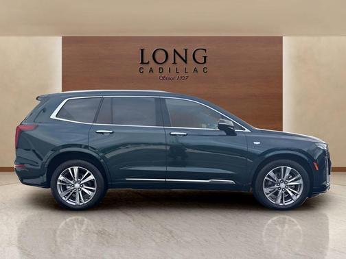 2025 Cadillac XT6 Premium Luxury AWD