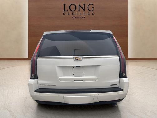 2020 Cadillac Escalade Luxury