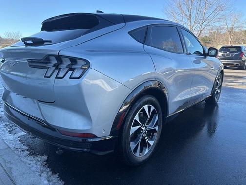 2021 Ford Mustang Mach-E Premium