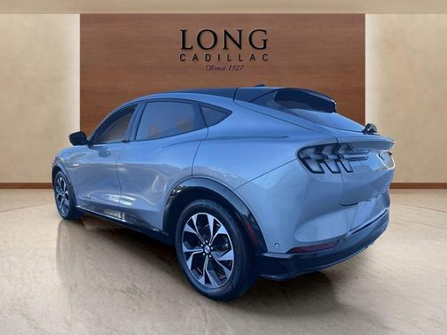 2021 Ford Mustang Mach-E Premium