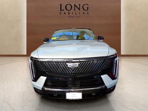 2025 Cadillac Escalade IQ 2