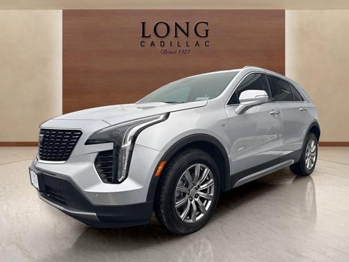 2022 Cadillac XT4 Premium Luxury