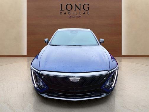 2025 Cadillac LYRIQ Sport