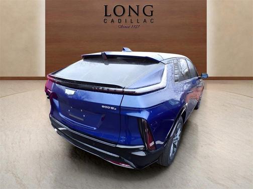 2025 Cadillac LYRIQ Sport