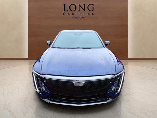 2025 Cadillac LYRIQ Sport