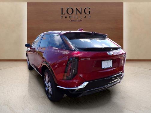 2025 Cadillac OPTIQ Luxury