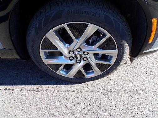 2026 Cadillac OPTIQ Premium Luxury