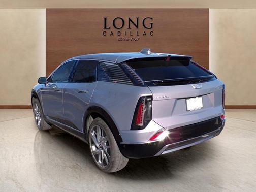 2026 Cadillac OPTIQ Premium Luxury