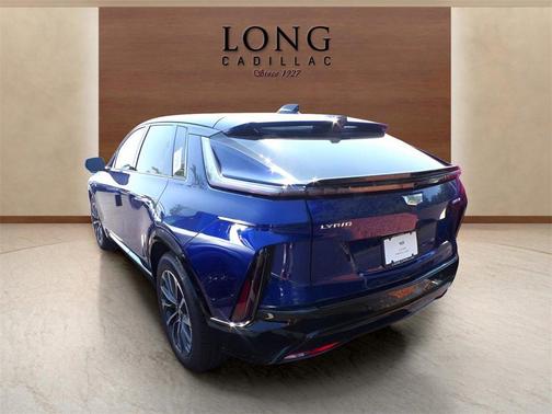 2025 Cadillac LYRIQ Sport