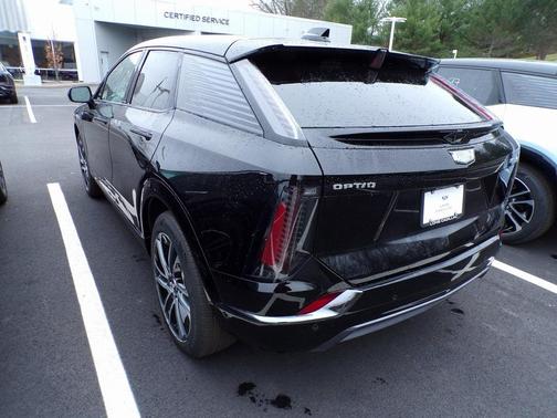 2026 Cadillac OPTIQ Premium Sport