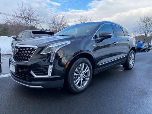 2022 Cadillac XT5 Premium Luxury