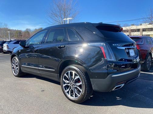 2024 Cadillac XT5 Sport