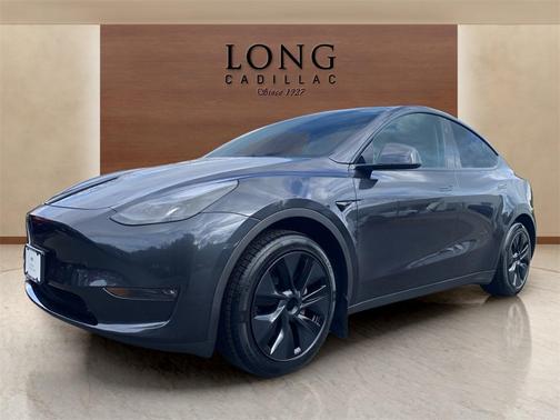 2024 Tesla Model Y Long Range