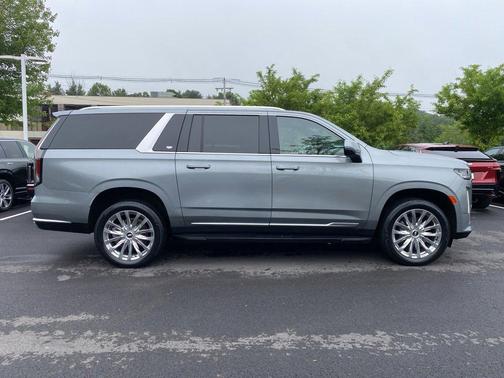2023 Cadillac Escalade ESV Premium Luxury