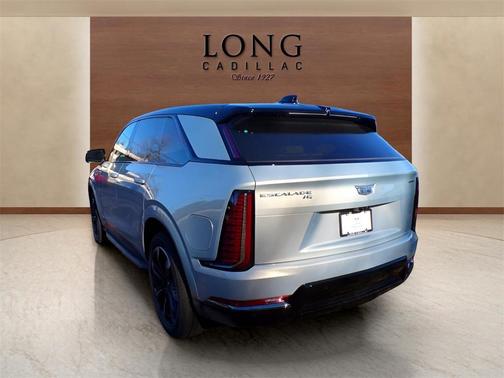 2025 Cadillac Escalade IQ 2