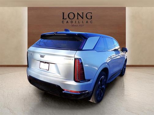 2025 Cadillac Escalade IQ 2
