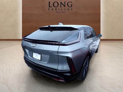 2025 Cadillac LYRIQ Sport
