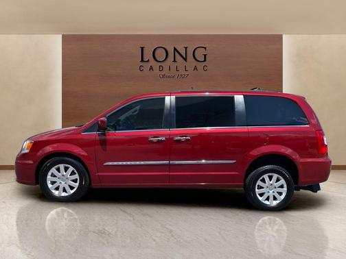 Deep Cherry Red Crystal Pearlcoat 2016 Chrysler Town & Country Touring