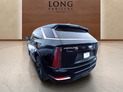 2025 Cadillac Escalade IQ Luxury