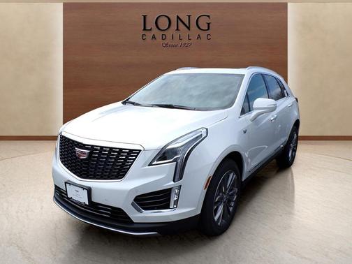 Crystal White Tri-Coat 2025 Cadillac XT5 Premium Luxury