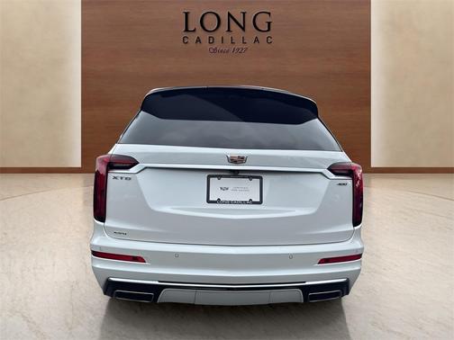 2023 Cadillac XT6 Premium Luxury AWD