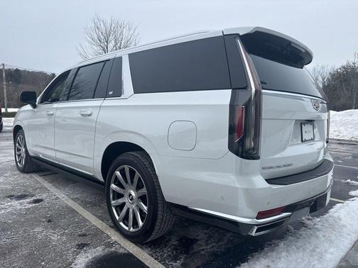 2023 Cadillac Escalade ESV Premium Luxury Platinum