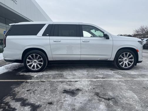 2023 Cadillac Escalade ESV Premium Luxury Platinum
