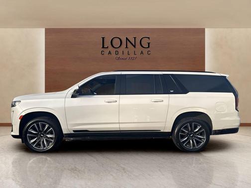 2022 Cadillac Escalade ESV Sport