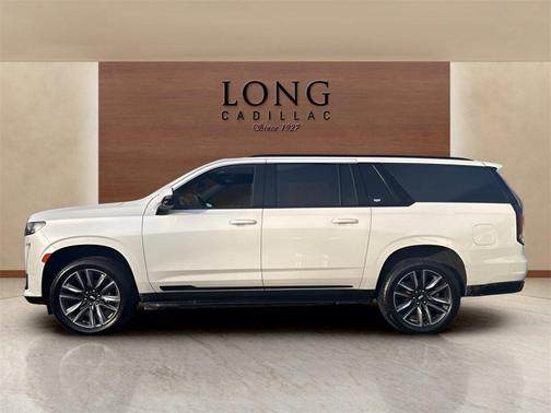 2022 Cadillac Escalade ESV Sport