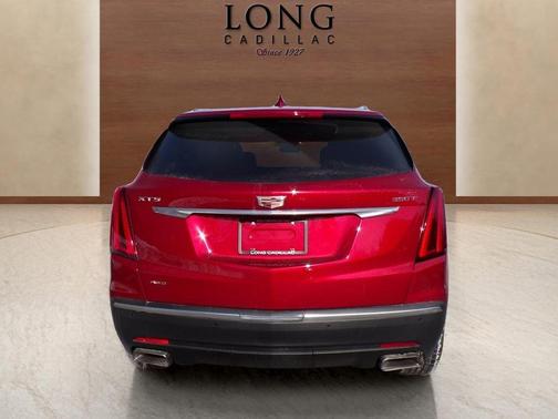 2026 Cadillac XT5 Luxury