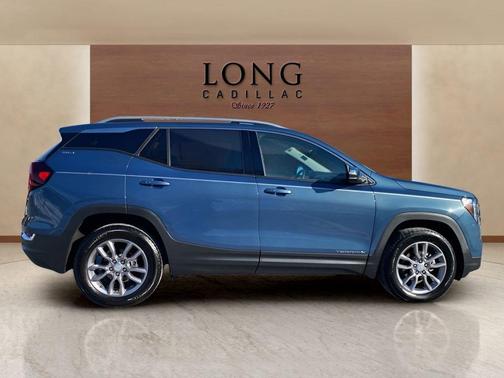 2024 GMC Terrain SLT