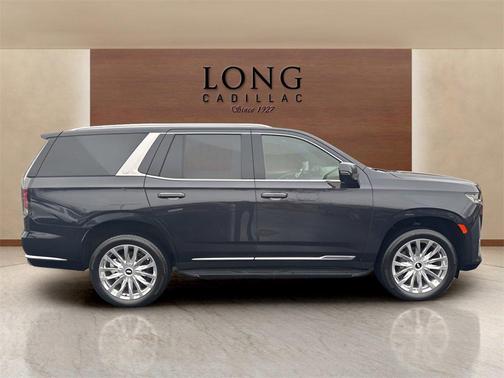 2022 Cadillac Escalade Luxury