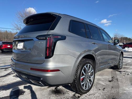 2024 Cadillac XT6 Sport AWD