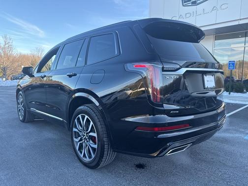 2024 Cadillac XT6 Sport AWD