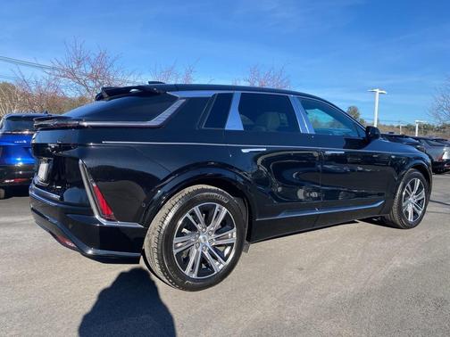 2024 Cadillac LYRIQ Luxury