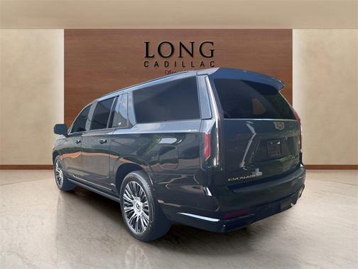 2022 Cadillac Escalade ESV Sport