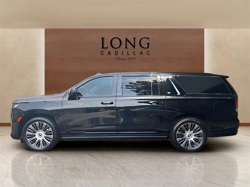 2022 Cadillac Escalade ESV Sport