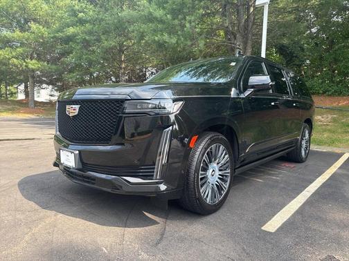 2022 Cadillac Escalade ESV Sport