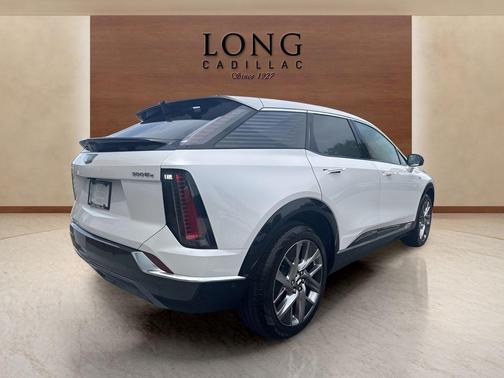 Crystal White Tri-Coat 2025 Cadillac OPTIQ Luxury