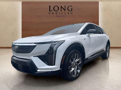 Crystal White Tri-Coat 2025 Cadillac OPTIQ Luxury
