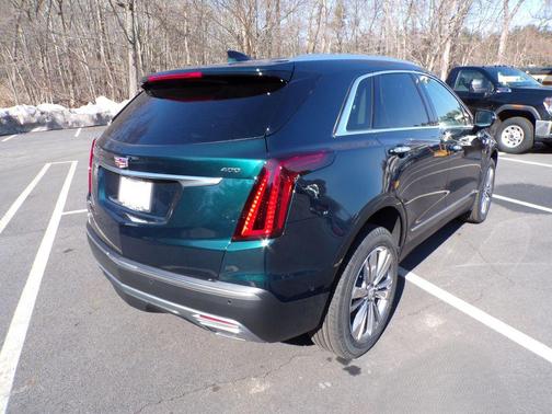 2026 Cadillac XT5 Premium Luxury
