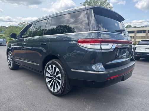 2024 Lincoln Navigator Reserve